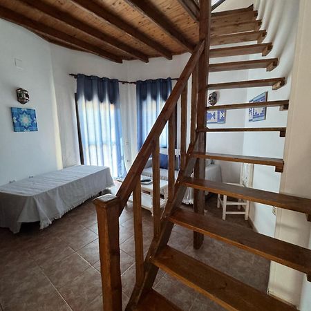 Hostal Alhambra Захора Екстериор снимка