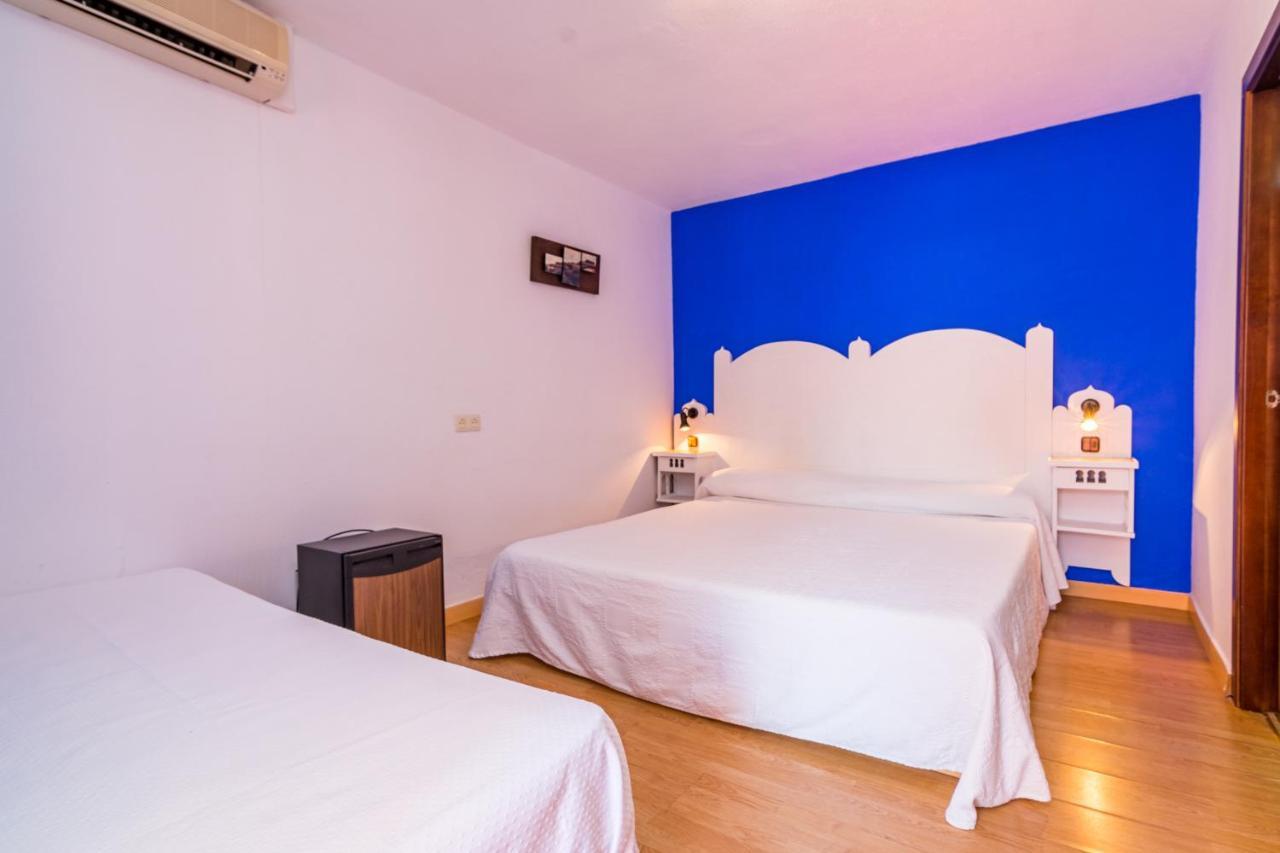 Hostal Alhambra Захора Екстериор снимка