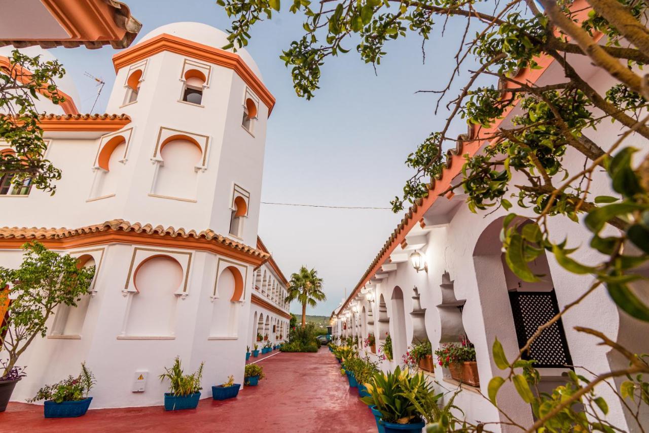 Hostal Alhambra Захора Екстериор снимка