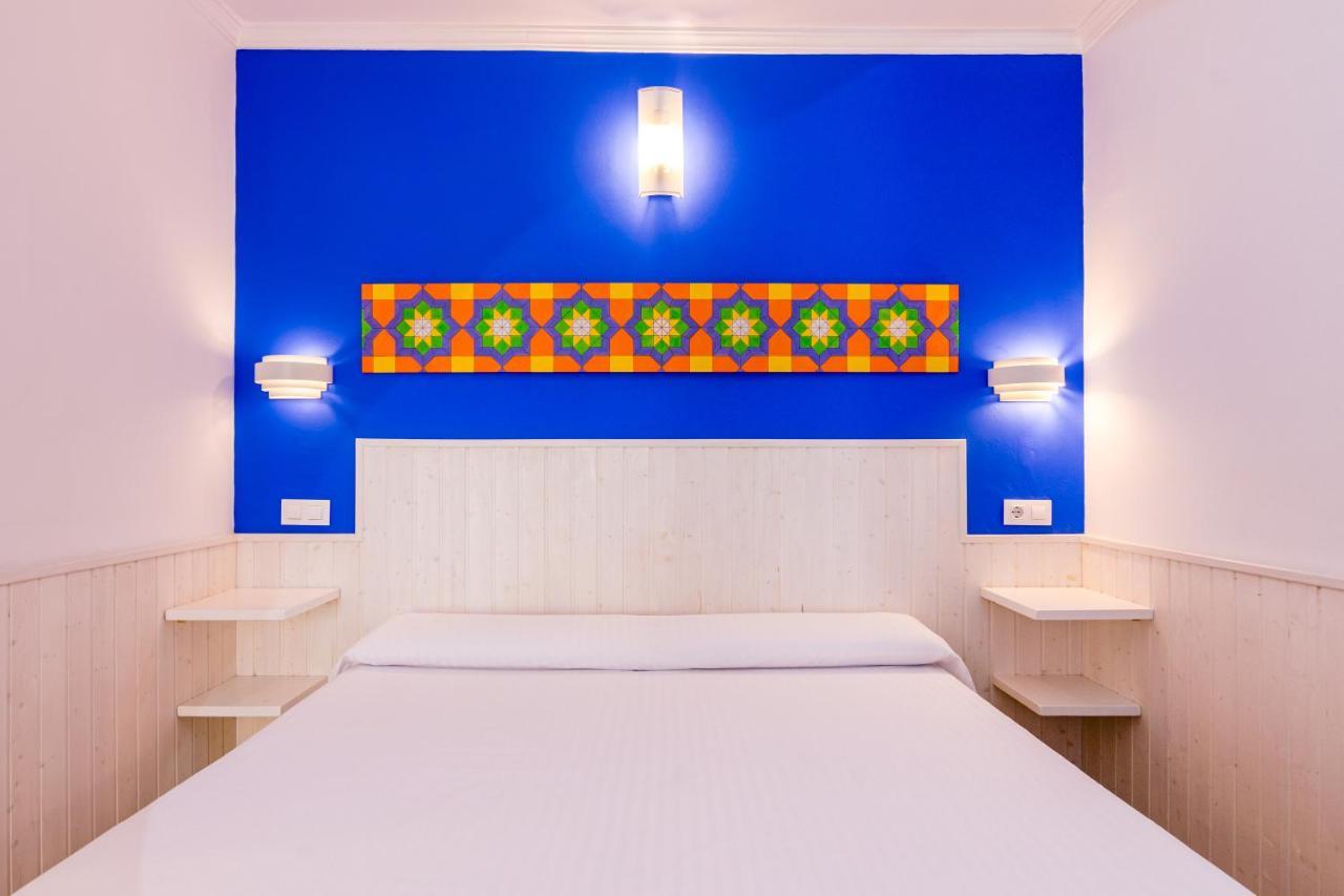 Hostal Alhambra Захора Екстериор снимка