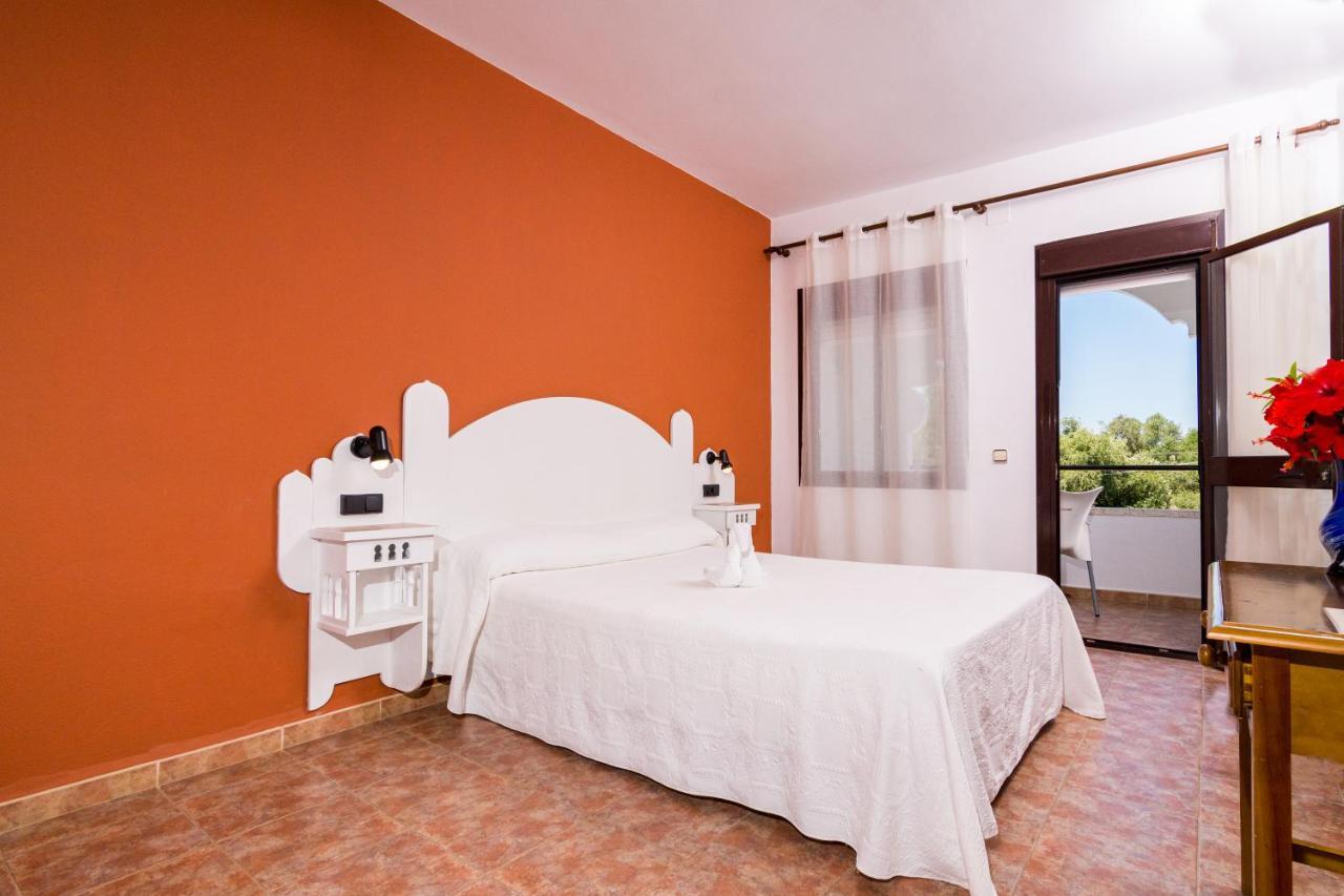 Hostal Alhambra Захора Екстериор снимка