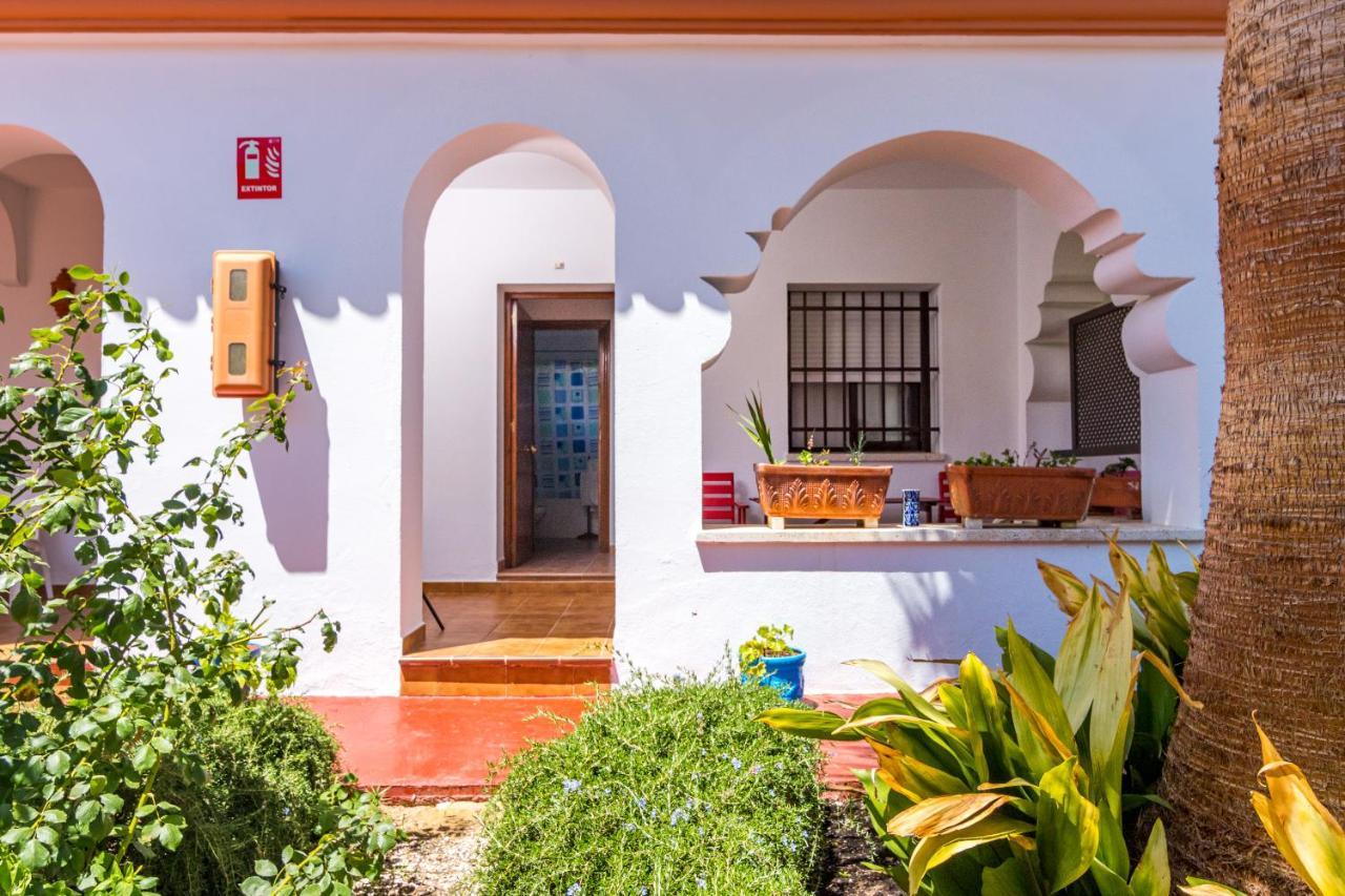 Hostal Alhambra Захора Екстериор снимка