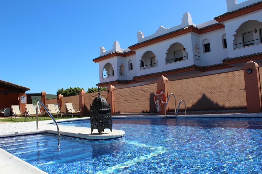 Hostal Alhambra Захора Екстериор снимка