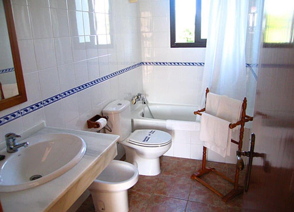 Hostal Alhambra Захора Екстериор снимка